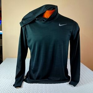 Nike men's black performance hoodie Dri-Fit shirt Size L